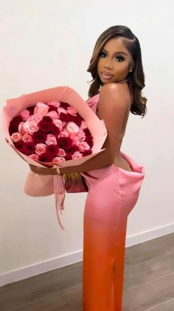 what to wear when receive flower