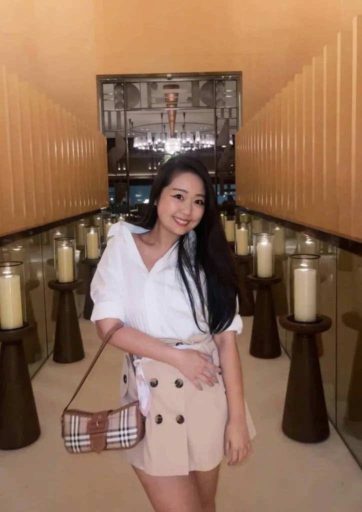 white shirt and beige skirt burberry