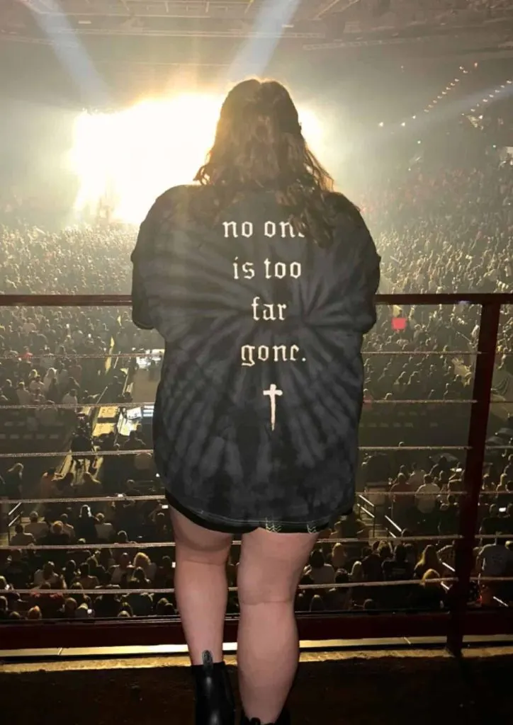 what to wear to Jellyroll concert