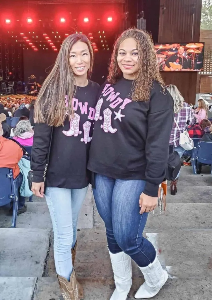 boots Jellyroll concert outfit