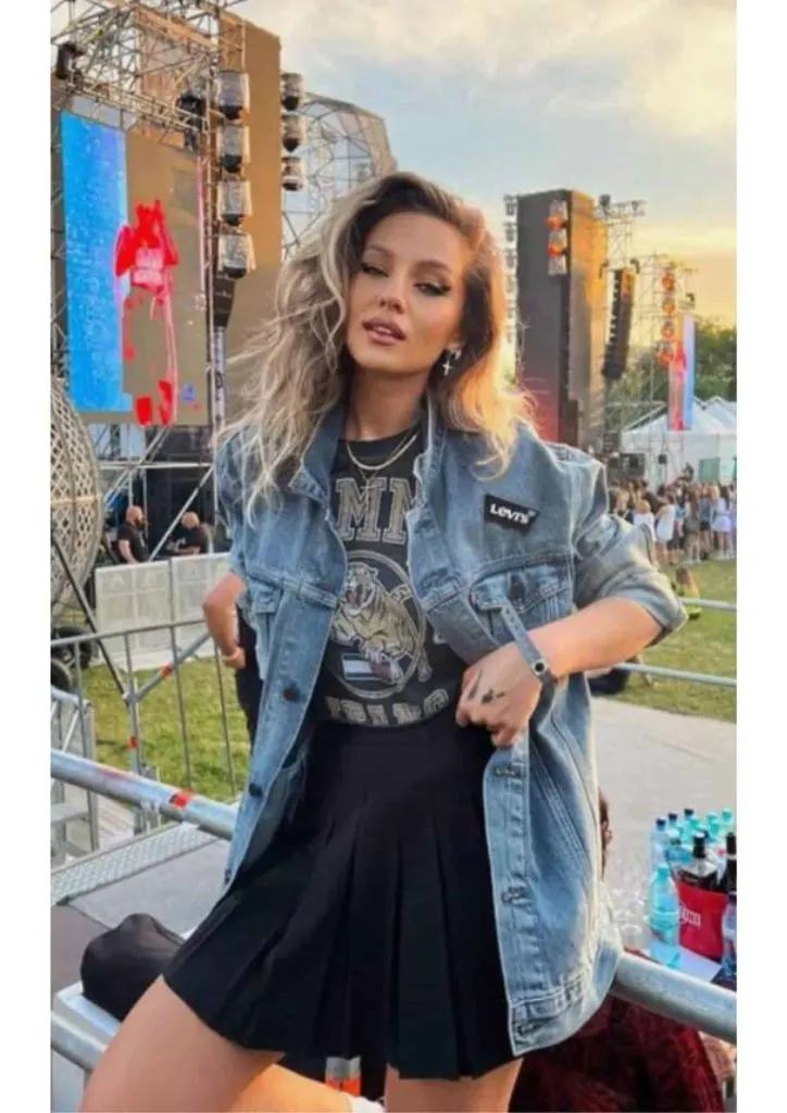denim jacket what to wear concert