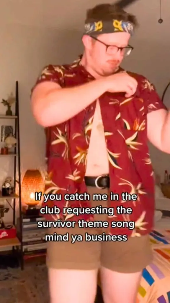 hawaiian shirt for Safarii themed party outfit