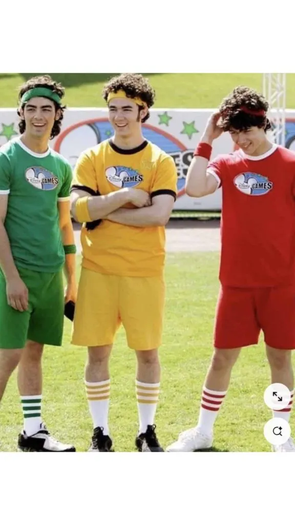 Jonas Brother Disney outfit ideas