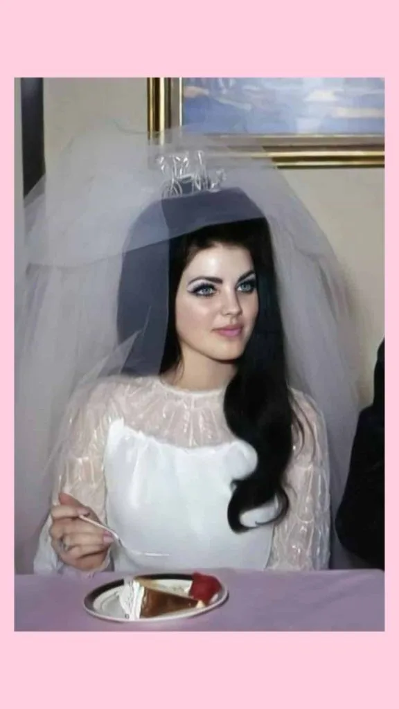 Elvis & Priscilla party costume idea