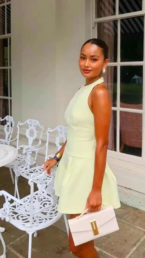 WHAT to wear to valedictory dinner