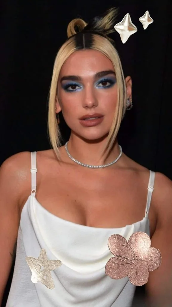 blue eyeshadow outfit ideas