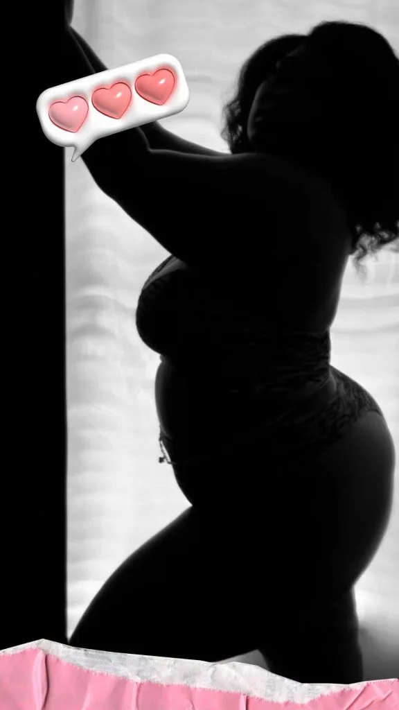 BOUDOIR photoshoot pose ideas