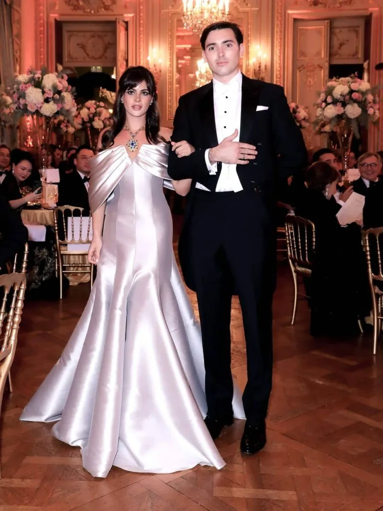 What to wear to a debutante ball