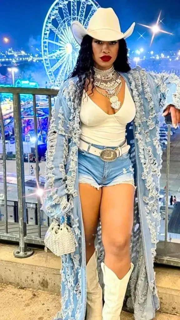 denim, diamonds, and pearls outfits