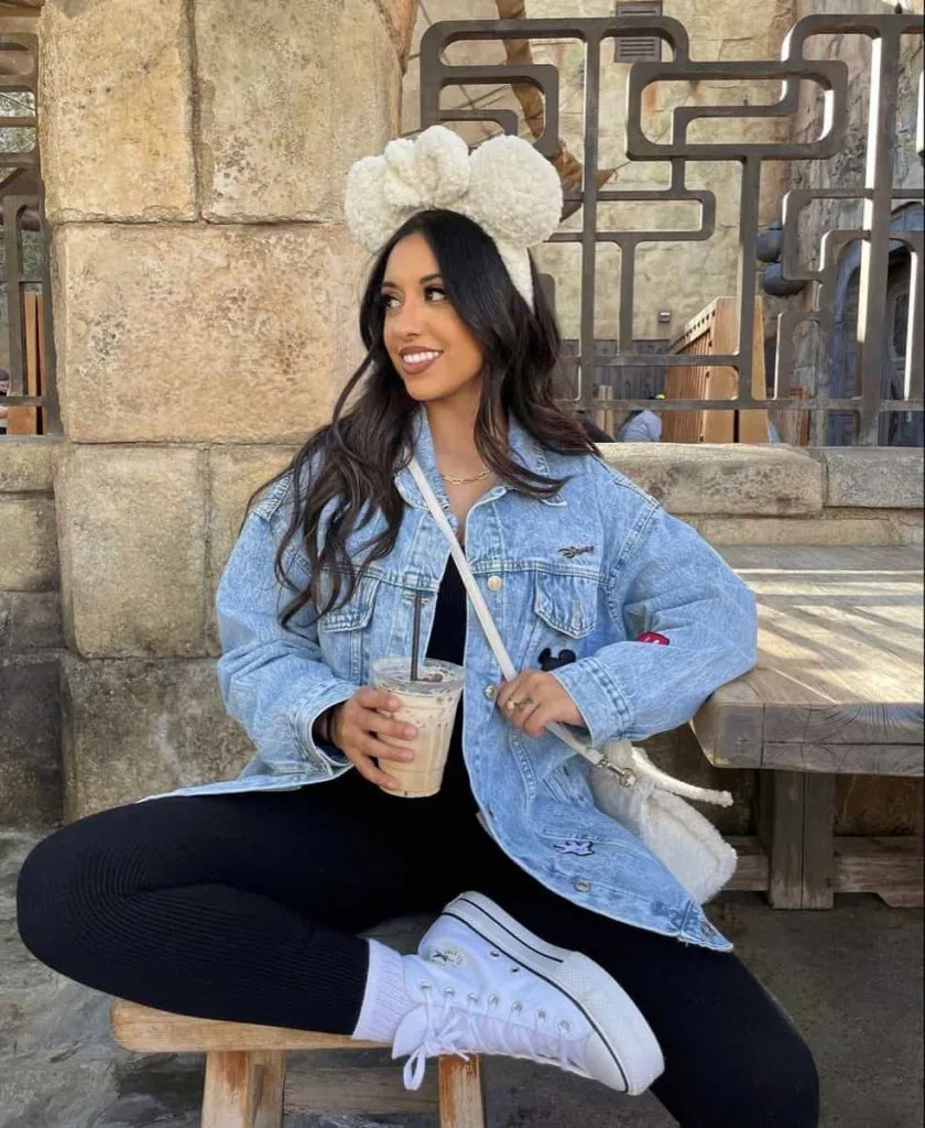 DENIM JACKET universal studio outfit