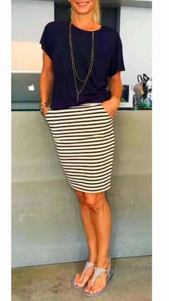 long necklace tee shirt