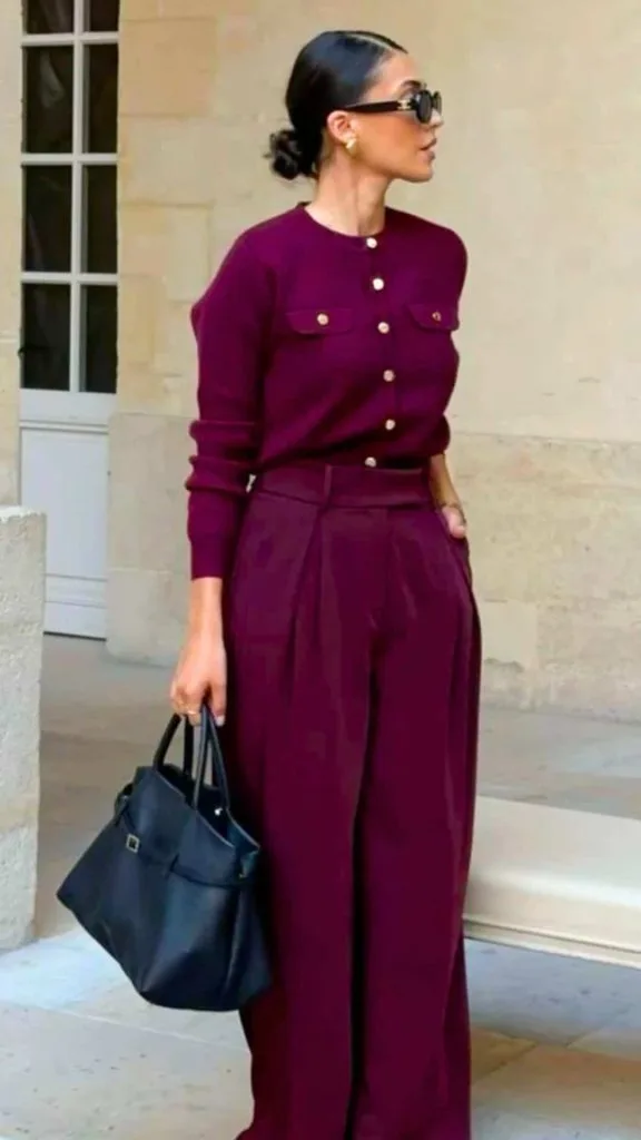 MONOtone work outfit idea