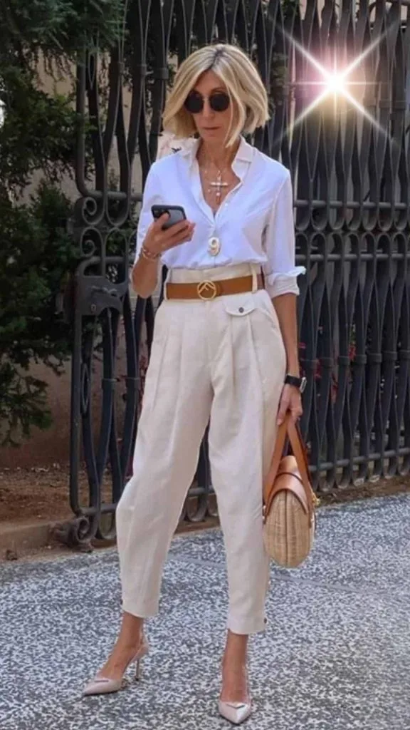 how to dress like Italian women classy