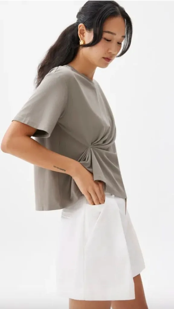 dressy t-shirt for work 