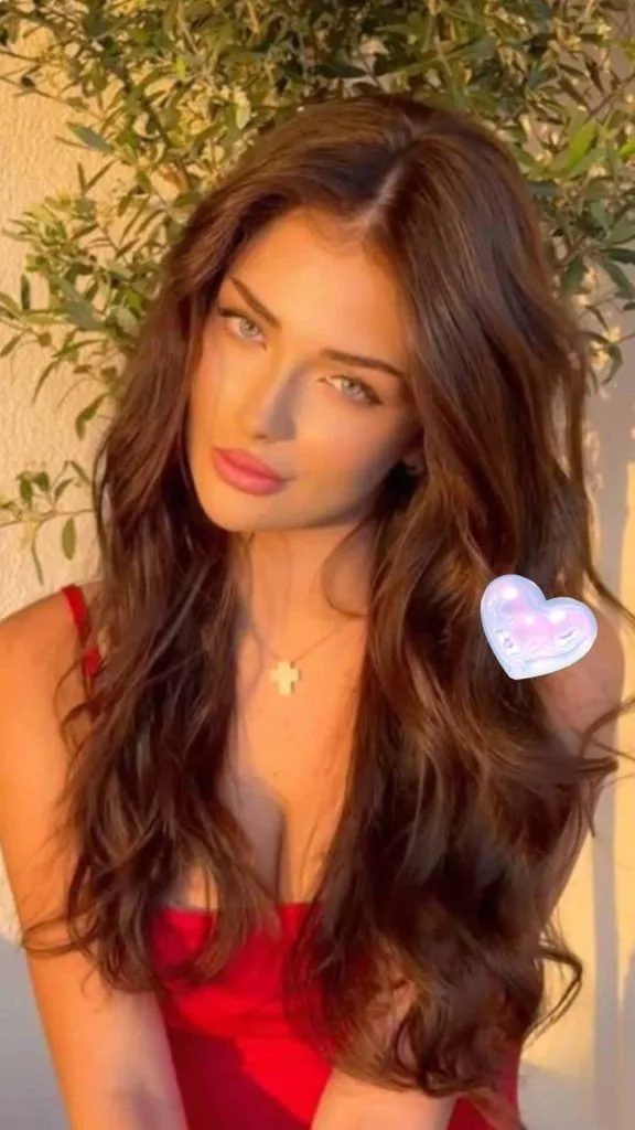 how to look feminine 