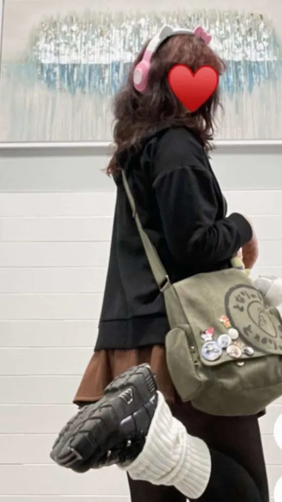 Canva messenger bag and leg warmers