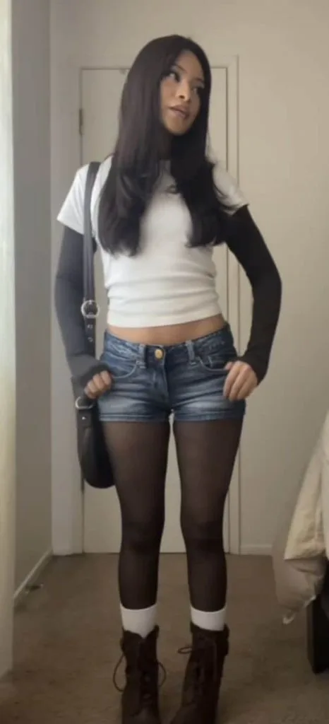 tights under white jean shorts
