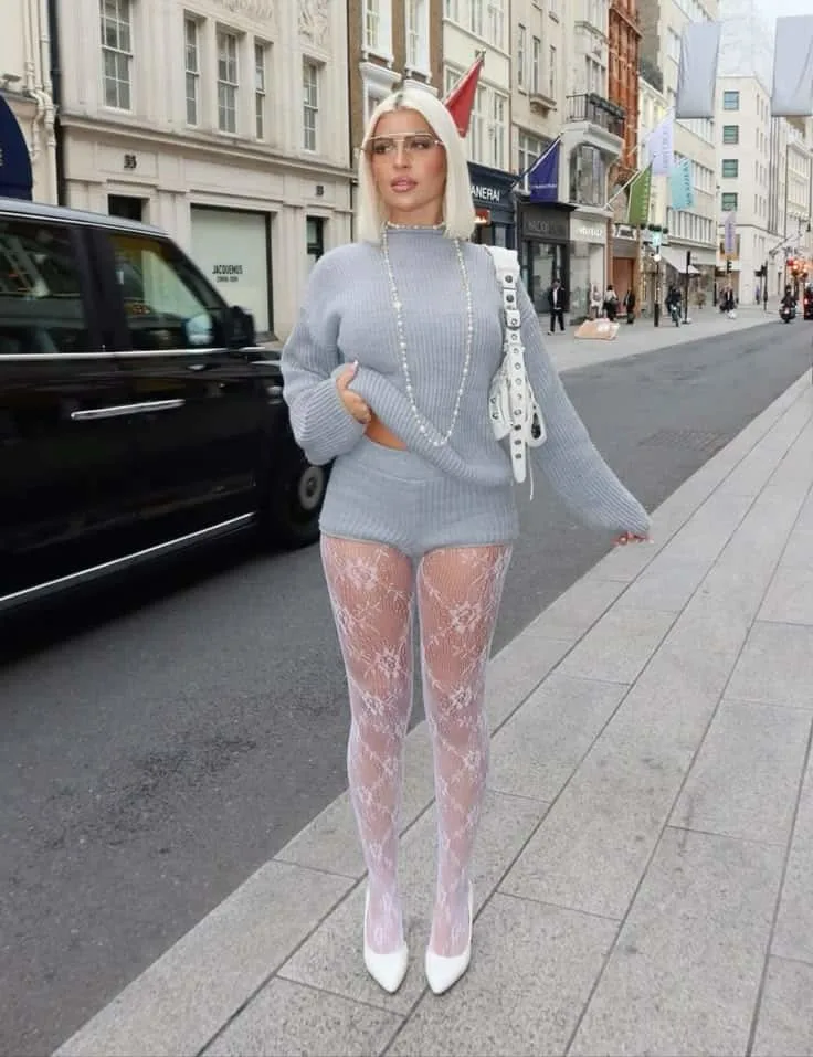 what to wear with white mesh leggings