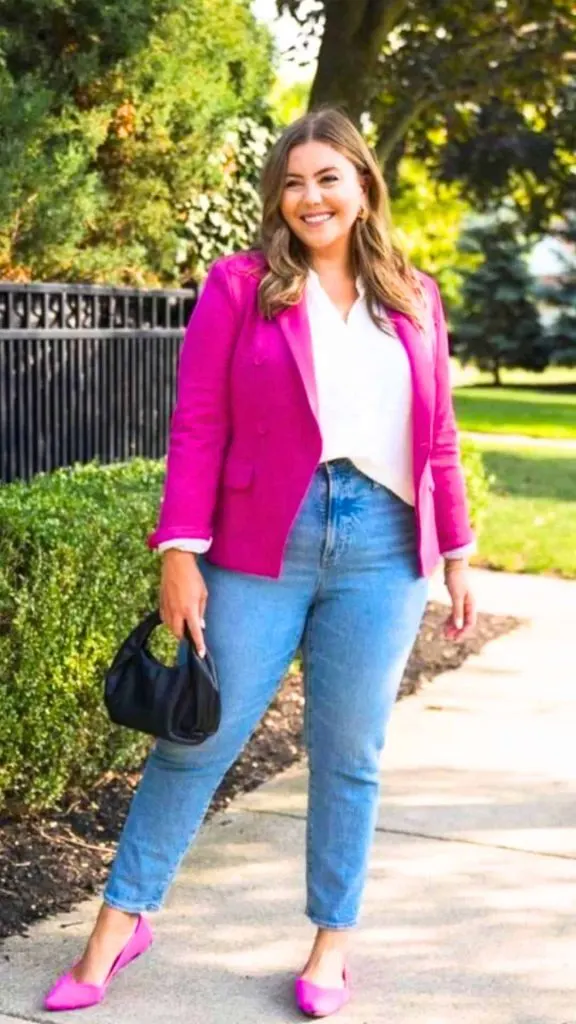 how to dress professionally plus size