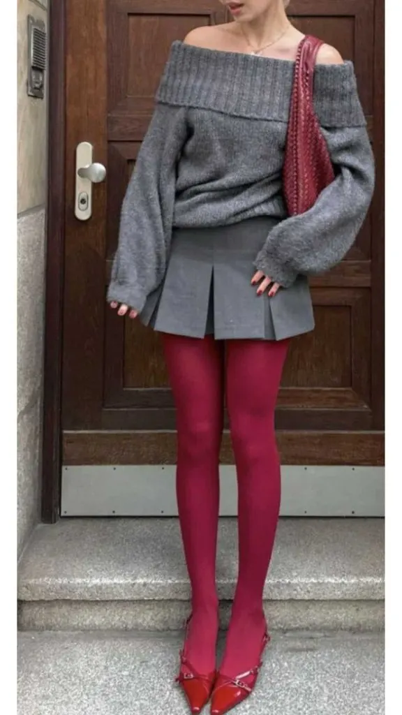 burgundy tights outfit ideas
