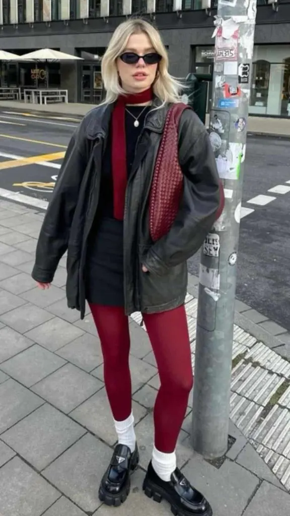 burgundy tights and white socks outfits