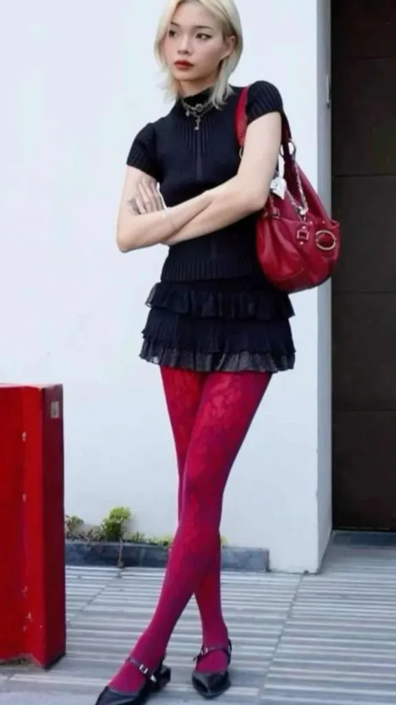 patterned red tights chic outfits