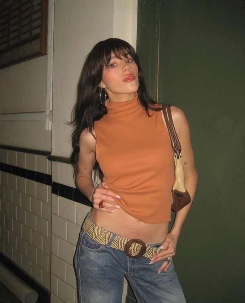 sleeveless turtleneck top