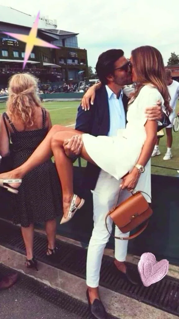 trophy girlfriend aesthetic fashion