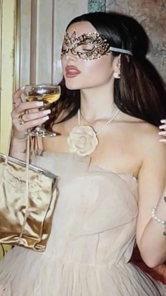 BEIGE DRESS masquerade party outfits