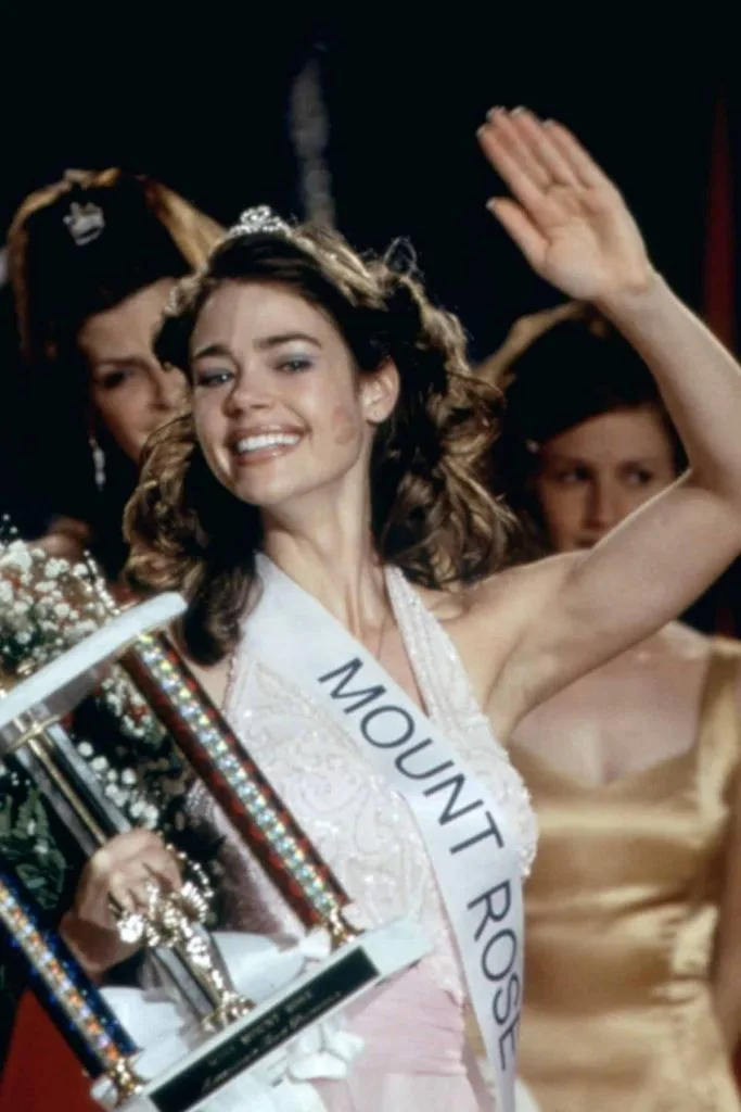 What to wear to a pageant as a guest