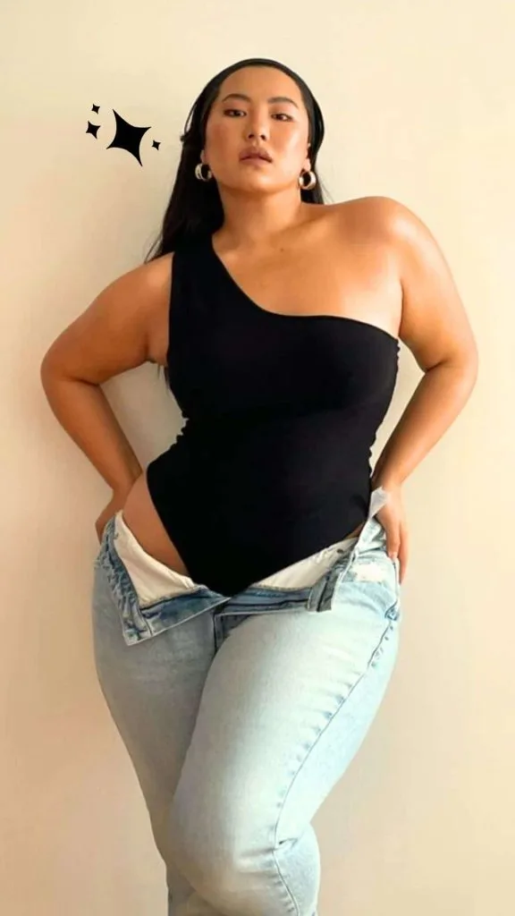 plus size boudoir photoshoot