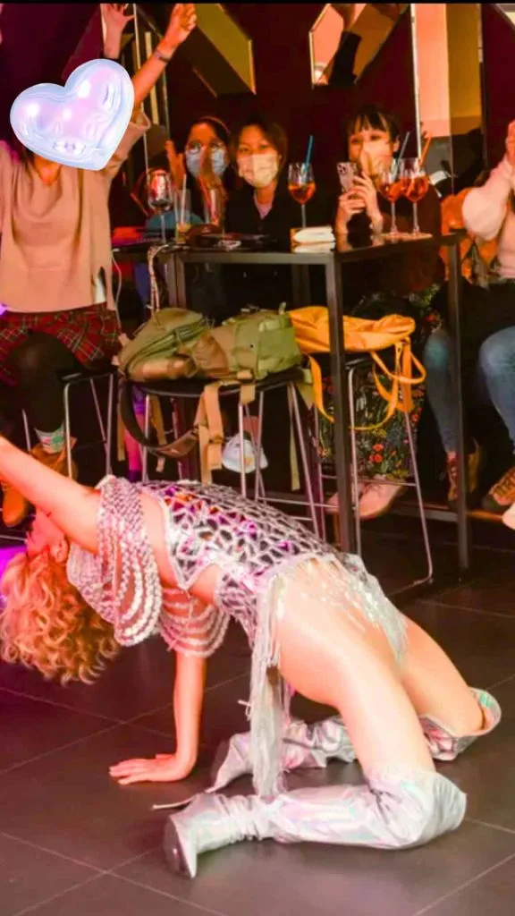 what to wear drag show guests