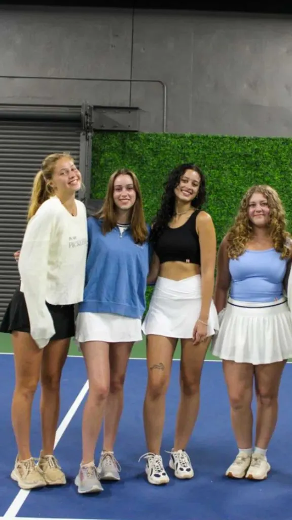 casual women pickleball outfit ideas