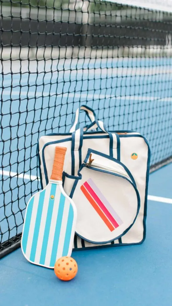 what to bring to pickleball