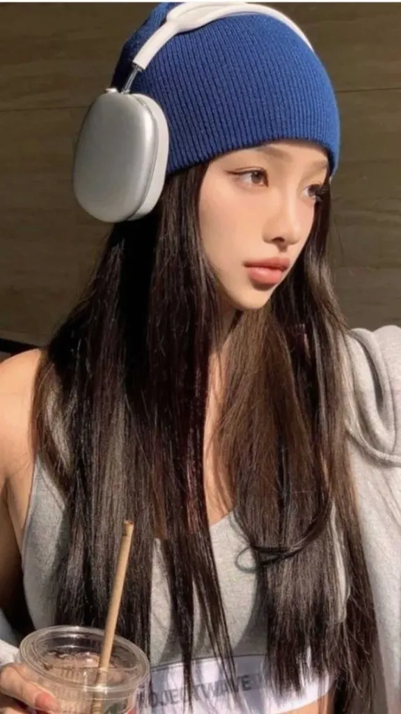 how to wear beanie with headphones