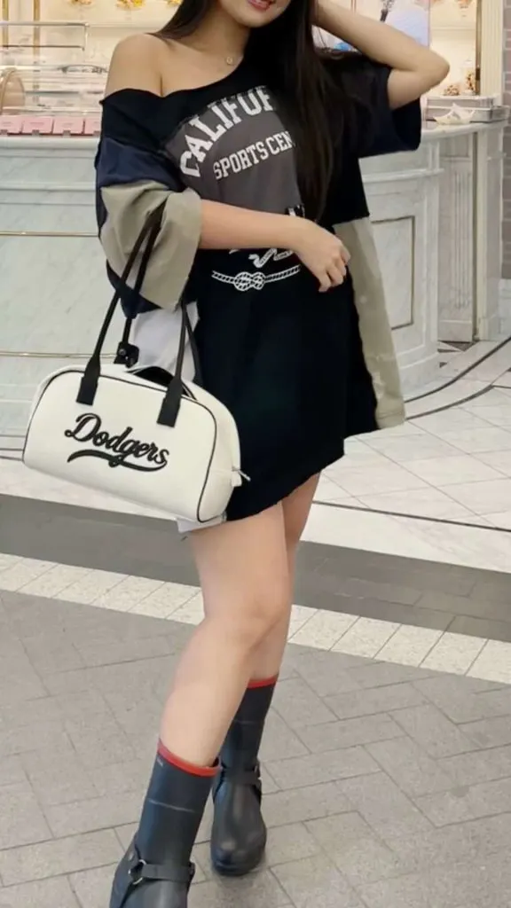 T-shirt dress outfit ideas