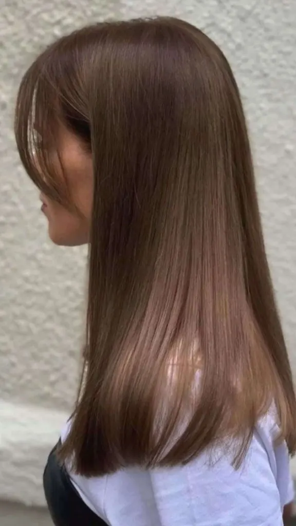 Best colors for brunettes