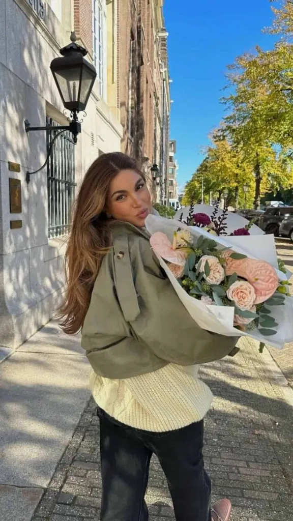 feminine fashion Instagram influencer Negin Mirsalehi 