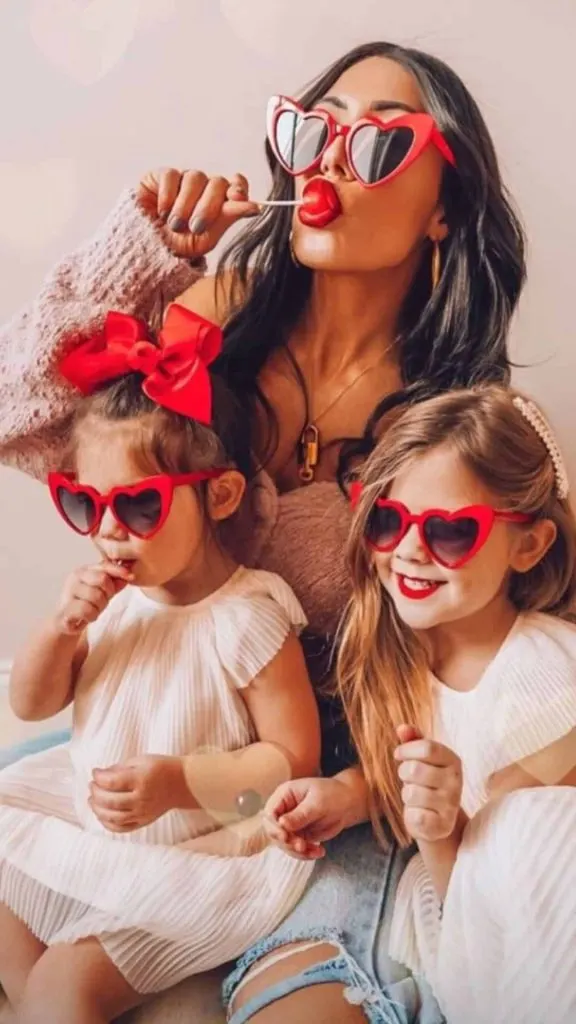 mommy and me photoshoot outfit ideas