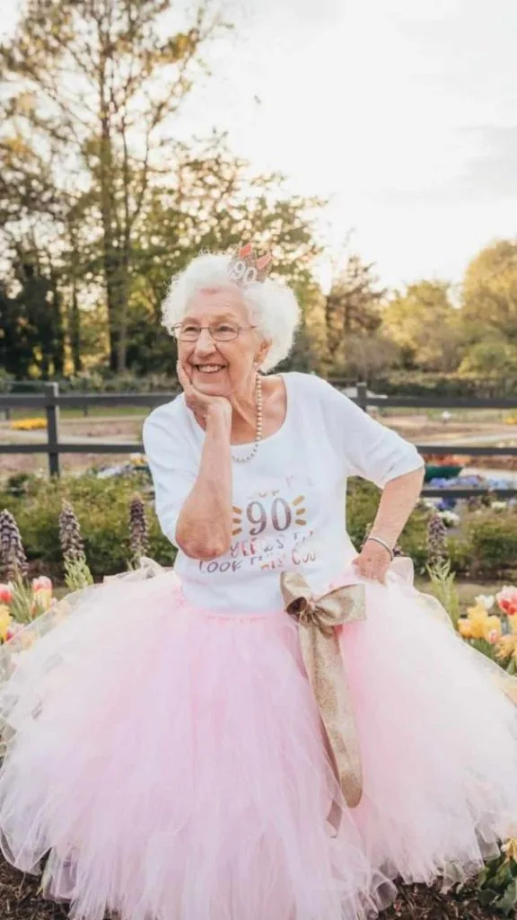 what is color 90th birthday pink
