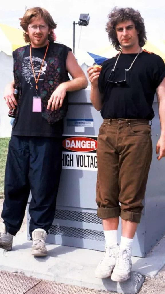 what to wear to a phish concert