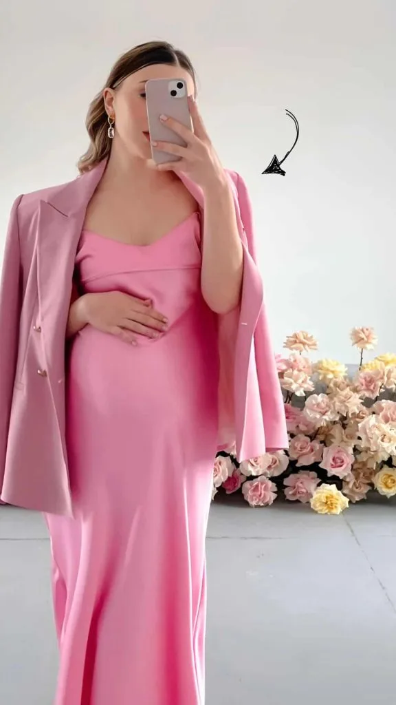 pink monochrome outfit pregnancy