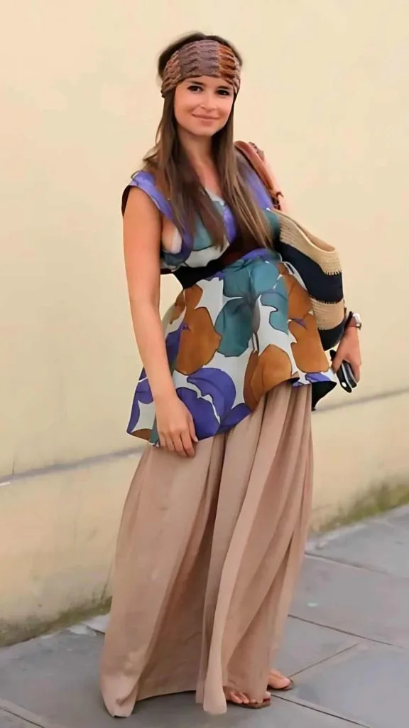 Pregnancy festival outfits