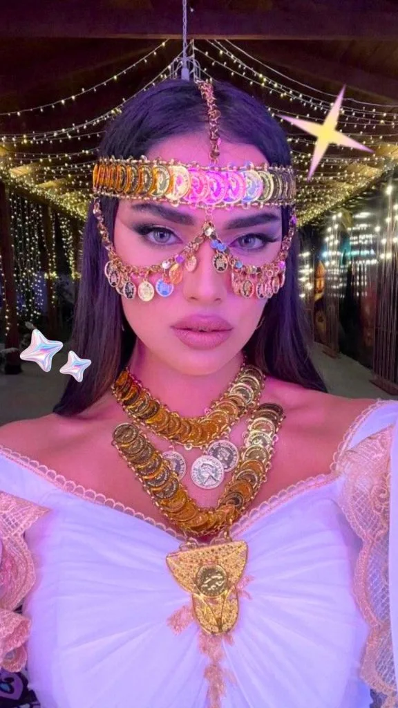 Arabian party face chain mask