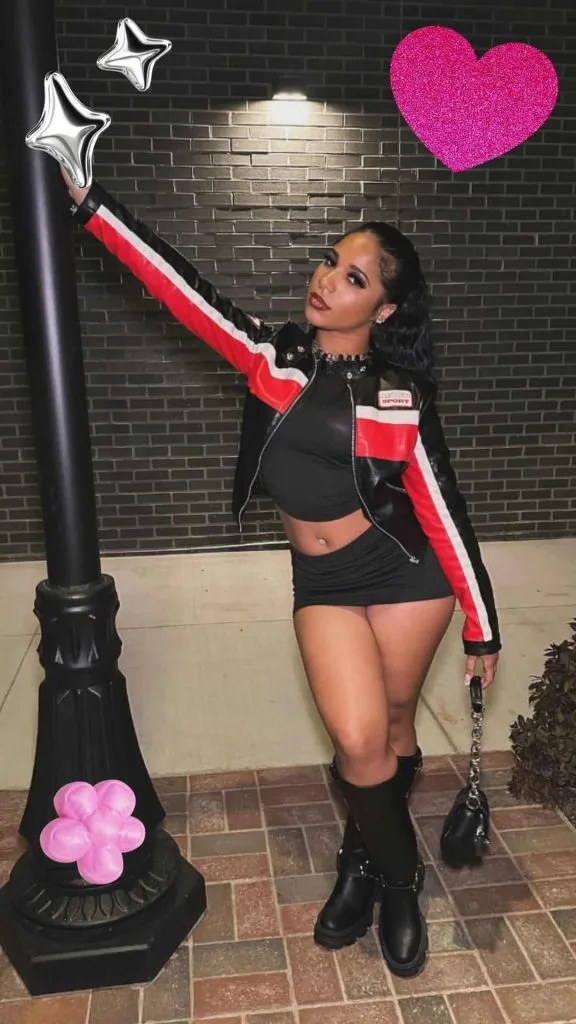 baddie outfit ideas summer cropped jacket