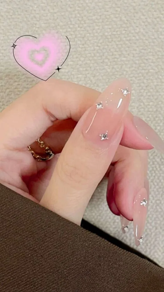 nude nail sparkle