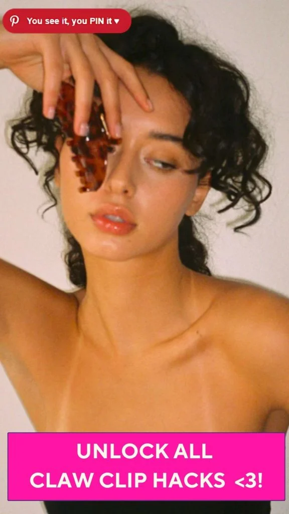 How to wear a claw clip