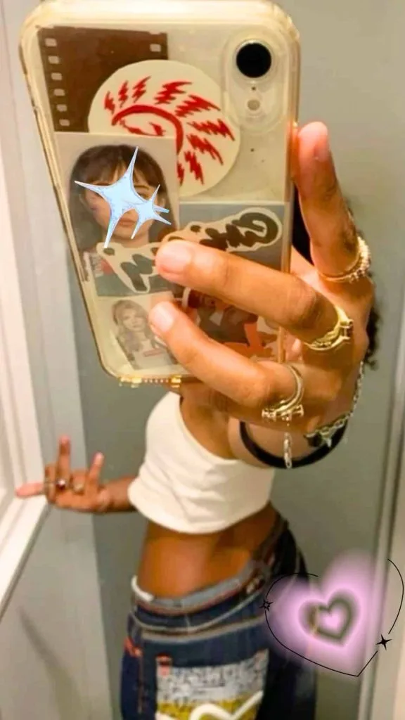 BADDIE mirror pic ideas