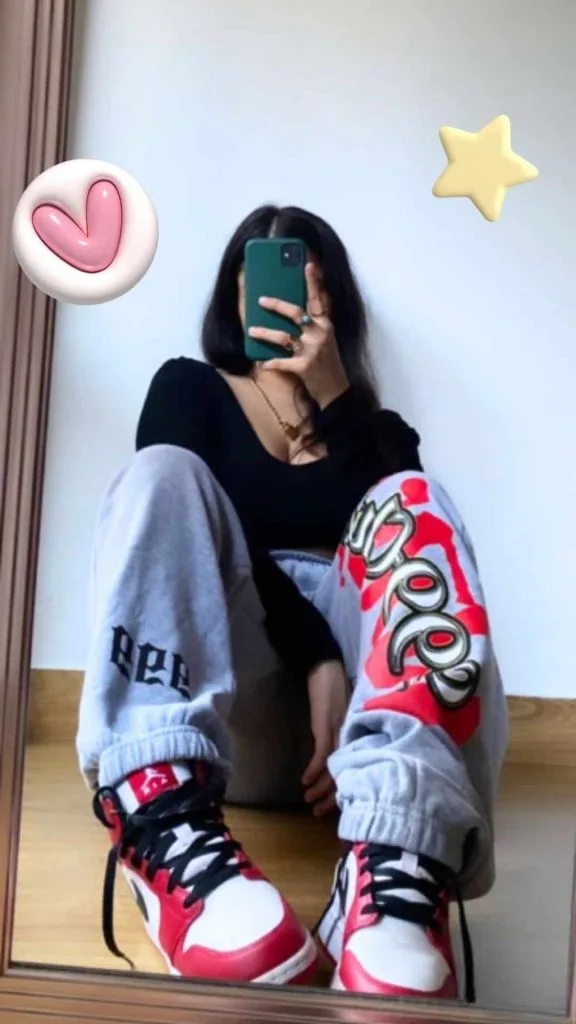 swag mirror selfie pose ideas