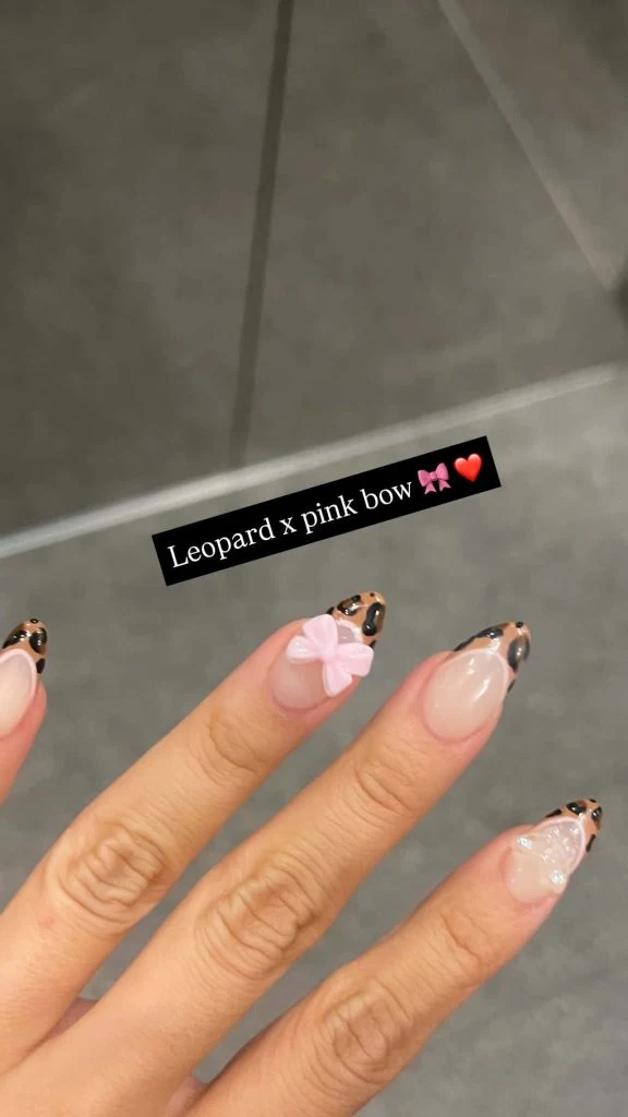 leopard pink bow nail